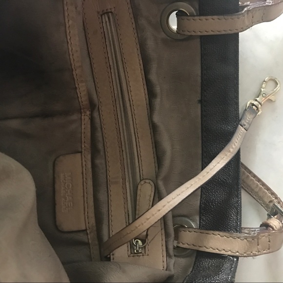 Brown Michael Kors MK logo Handbag - Picture 8 of 8